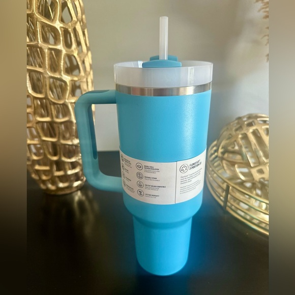 💙NWT Stanley💙Quencher H2.0 FlowState Tumbler 40oz (Pool) - Picture 7 of 7